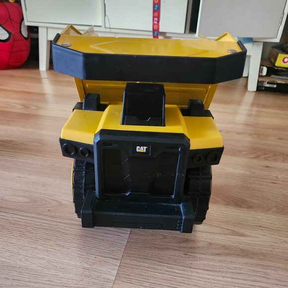 CAT steel dump truck - Picture 3 of 7